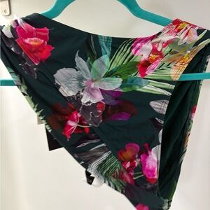 La Blanca Floral Multicolor One Piece Swimsuit Size 14 LB8KD95